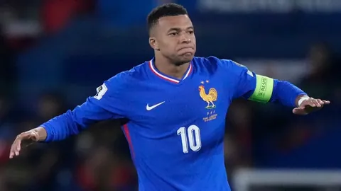 [德甲]尾声逆转一击，勒沃库森客场逆袭击败莱比锡